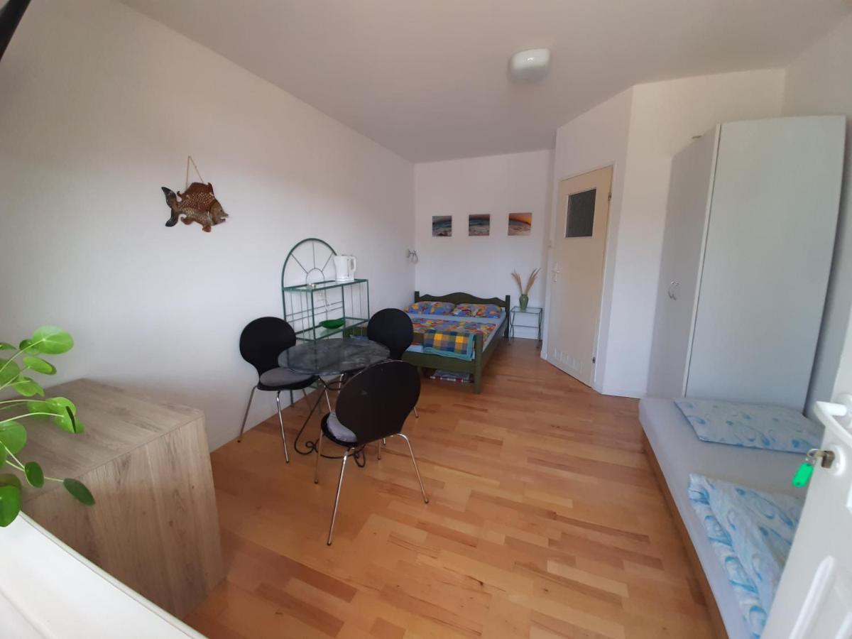 Pokoje Goscinne Weronika Ostrowo  Luaran gambar